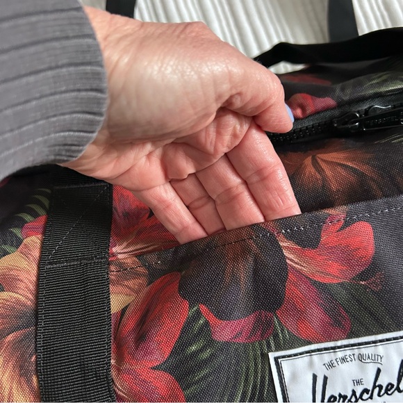 Herschel Supply Company Tropical Black Floral Duffel Bag Large - Picture 7 of 16